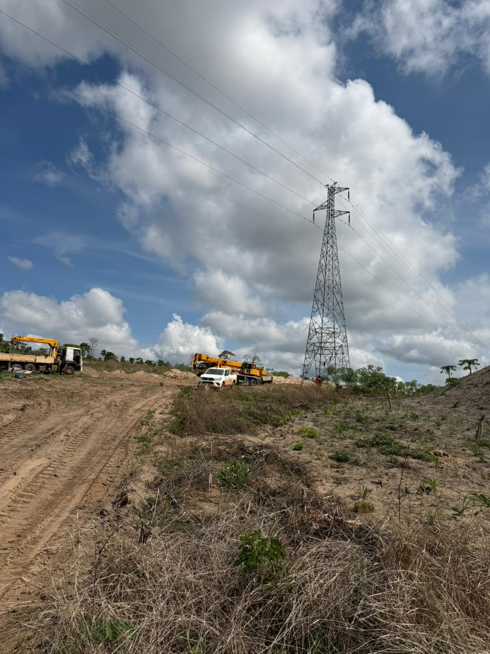 Manutenção da Rede Eléctrica de Alta Tensão — 7