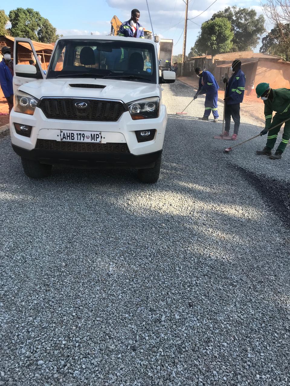 Construção e Asfaltagem da Estrada Namanhumbir — 2