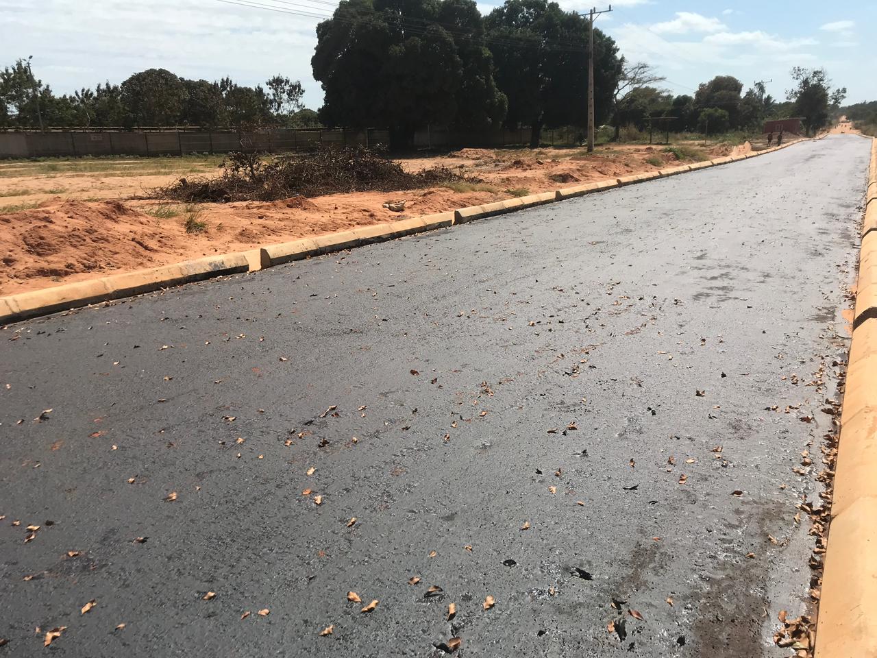 Construção e Asfaltagem da Estrada Namanhumbir — 5