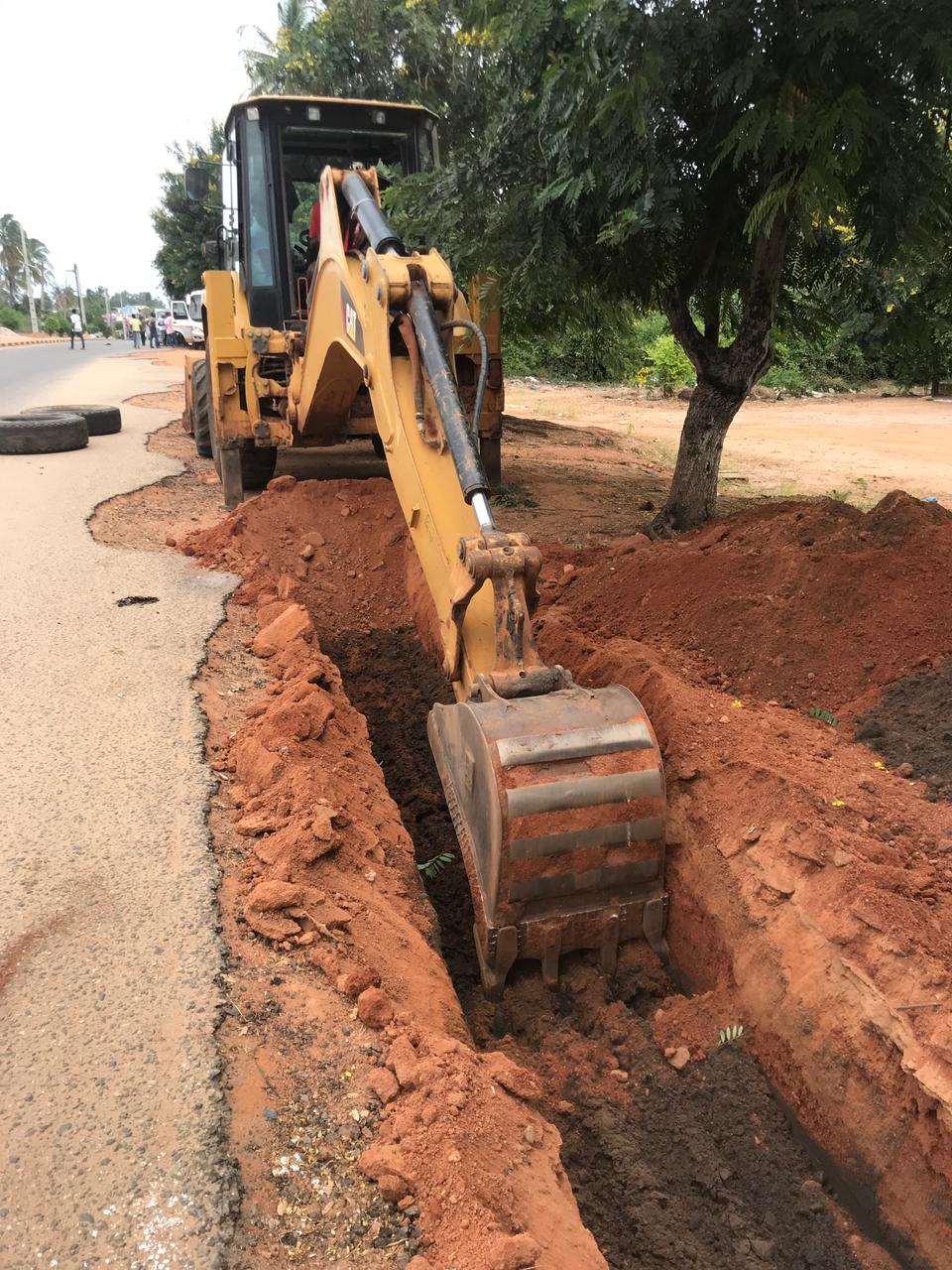 Construção de Valas e Assentamento de Lancis — 5